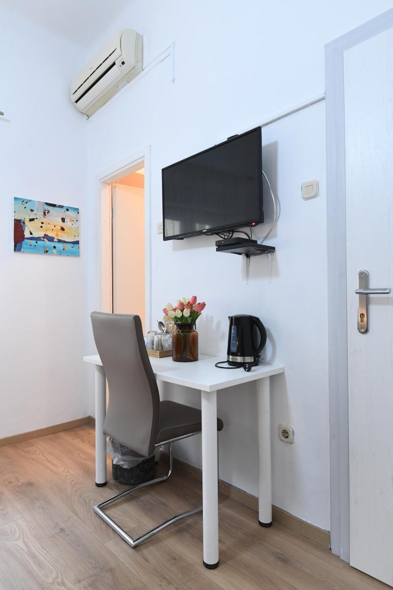 Green Lighthouse Rooms Zadar Buitenkant foto